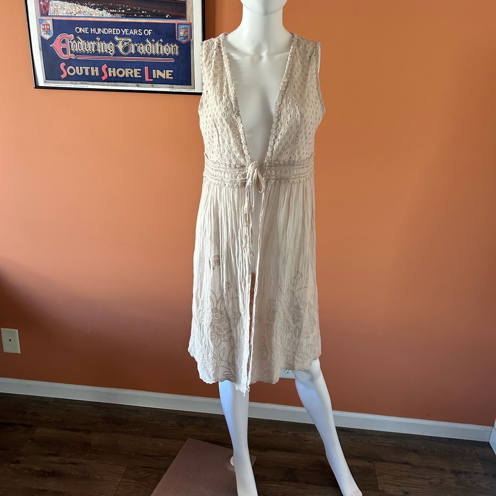 VALENTINA NALDI pinky tan sleeveless it-front tunic